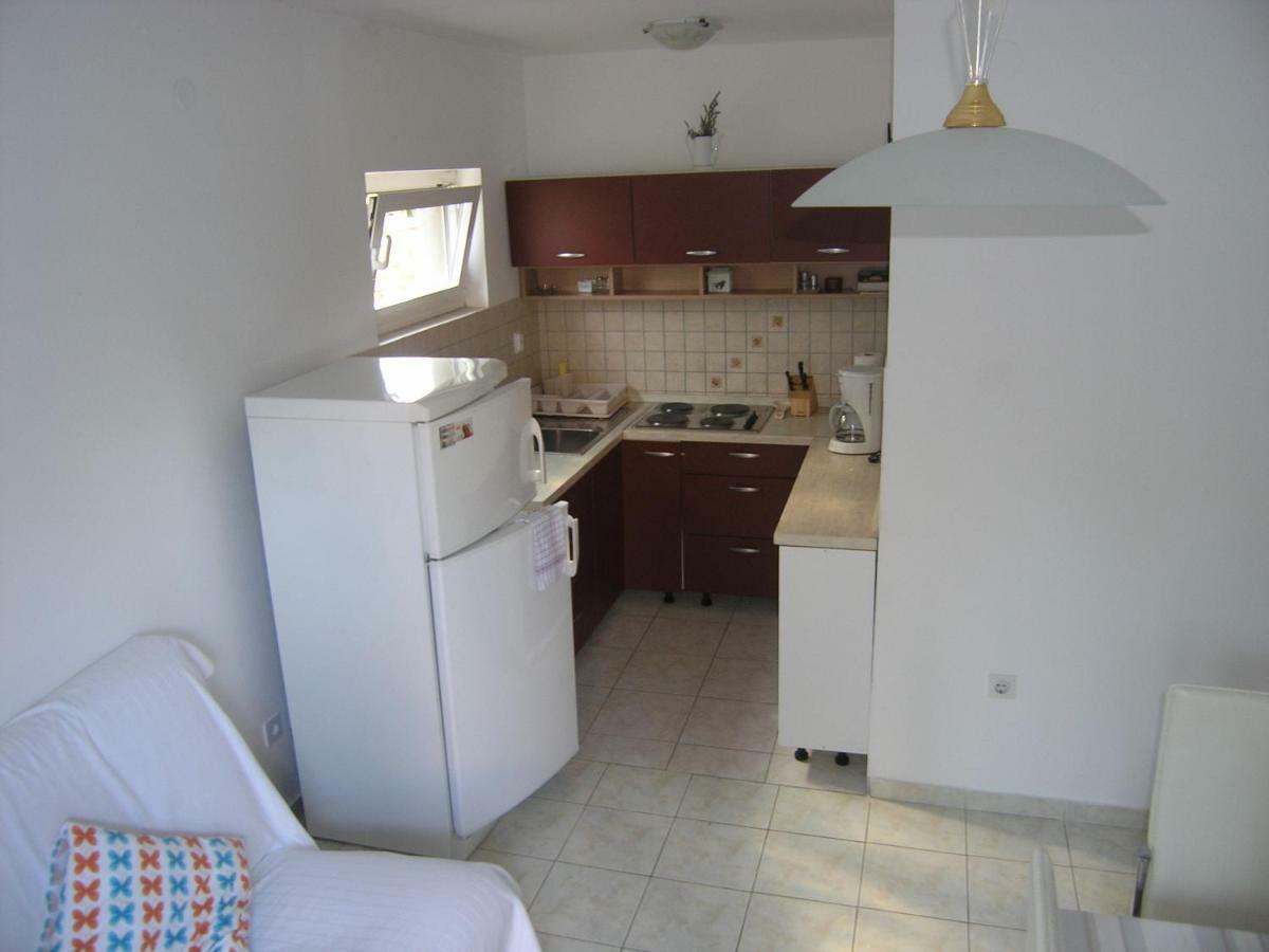 Apartment Viktoria Klenovica Exterior photo